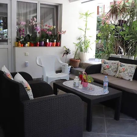 Terzievi Family House 3*